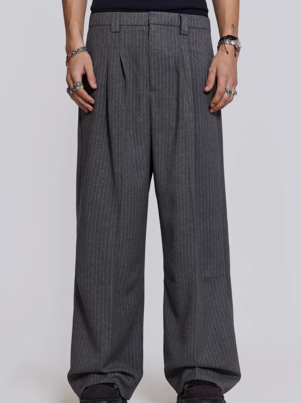 JADED LONDON Goliath Pin Stripe Wide Leg Pleated Baggy Suit Pants‎ Streetwear 32